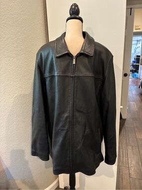 Wilsons Leather Men's Black Zip-Front Bomber Jacket